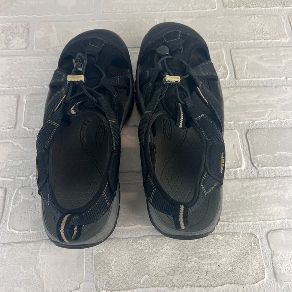 KEEN Closed Toe Water Sandal Mens 10 Black Waterproof Hiking Trail Venice H2 43 main image 5